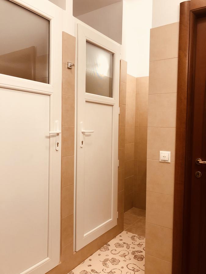 Monte Carlo Palace Rooms Bukarest Exterior foto