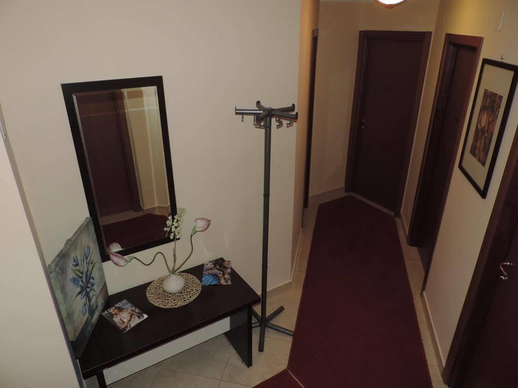 Monte Carlo Palace Rooms Bukarest Exterior foto